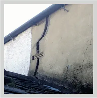 Subsidence crack on exterior wall